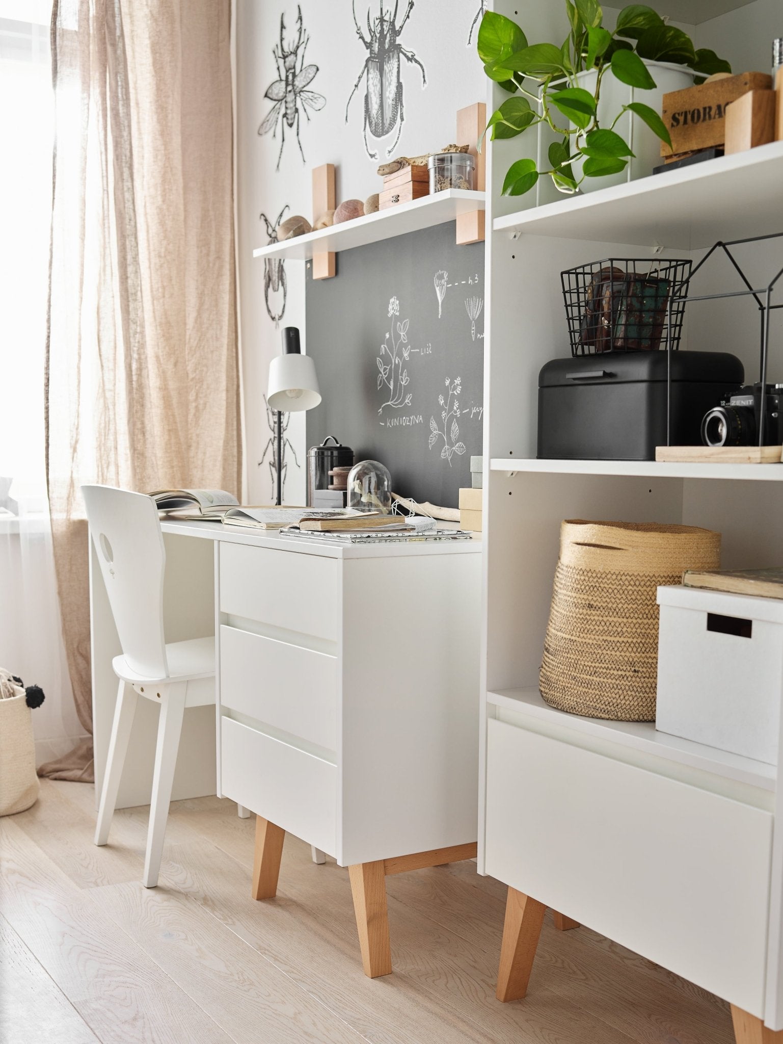 Saga desk + 3 drawer, White color - Scandinavian Stories by Marton