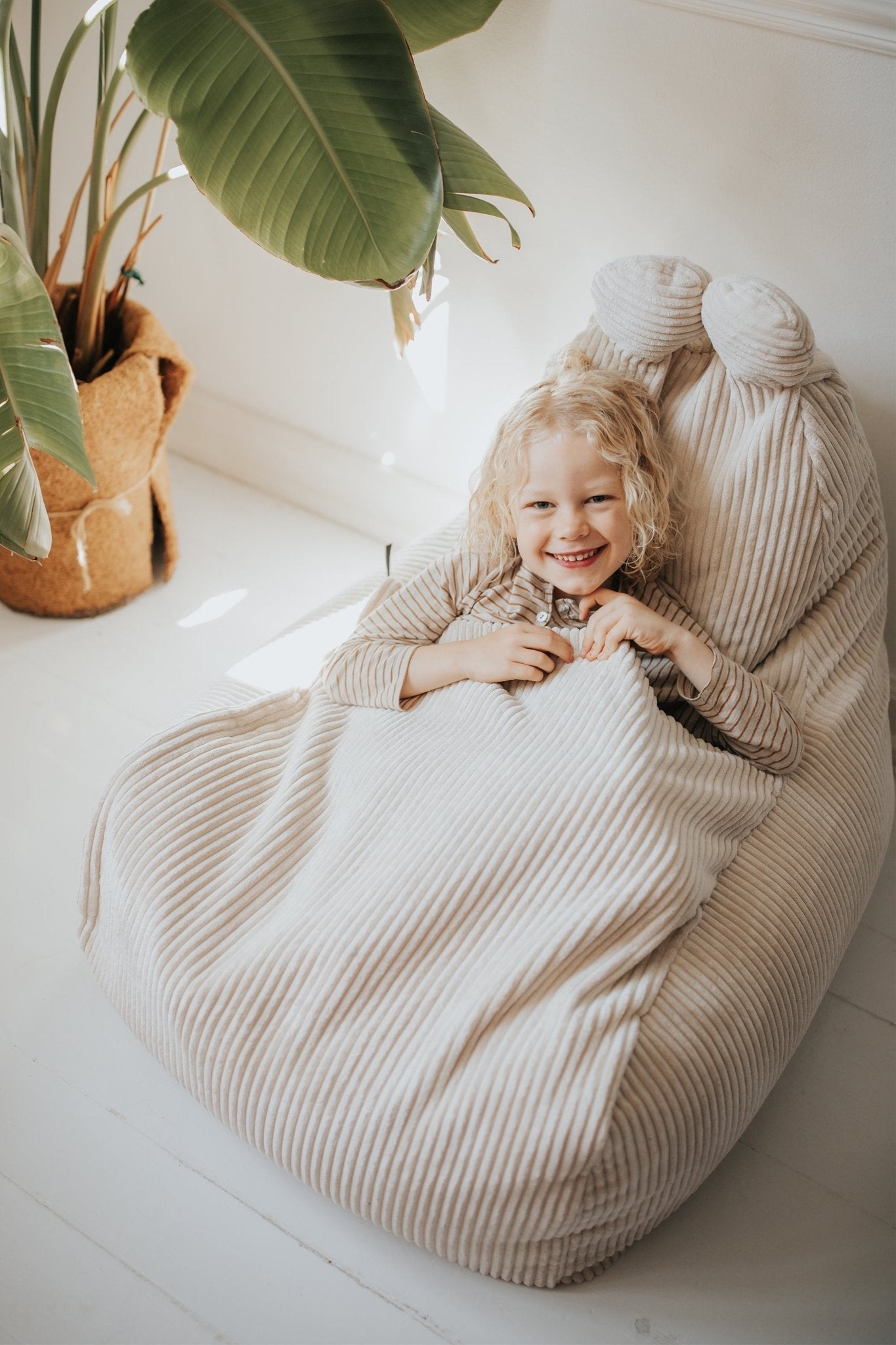 TEDDY L Bean Bag, Corduroy Dark Brown - Scandinavian Stories by Marton